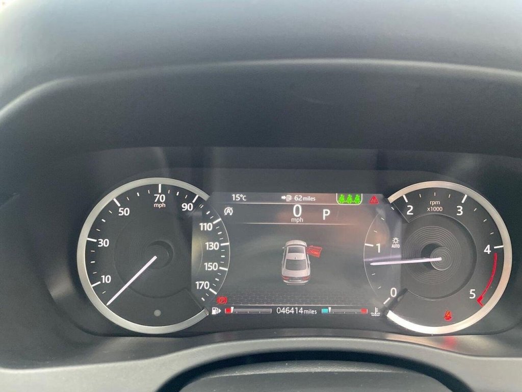 Used Jaguar XE 2019 for sale - 76693114: Photo 18