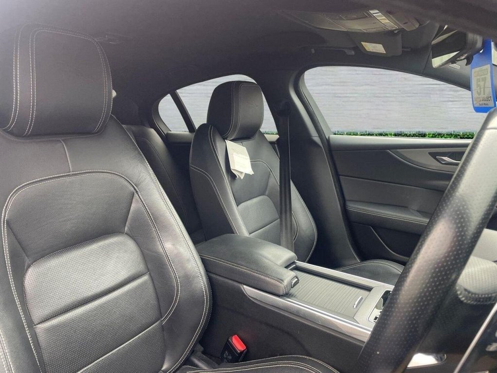 Used Jaguar XE 2019 for sale - 76693114: Photo 22