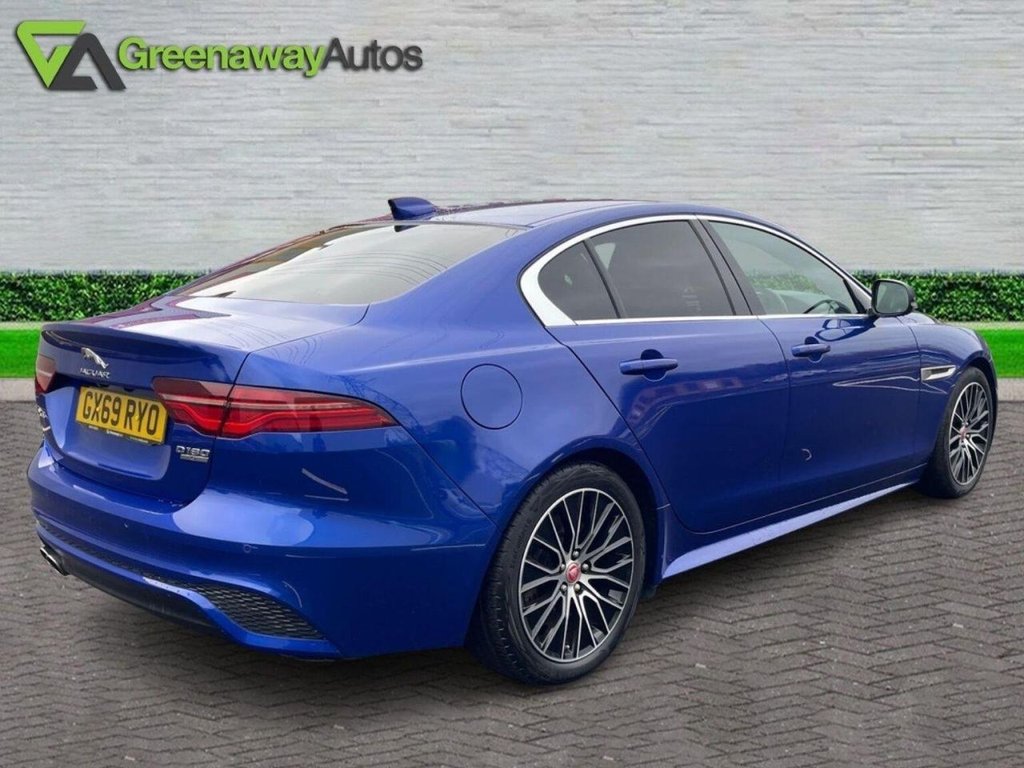 Used Jaguar XE 2019 for sale - 76693114: Photo 6