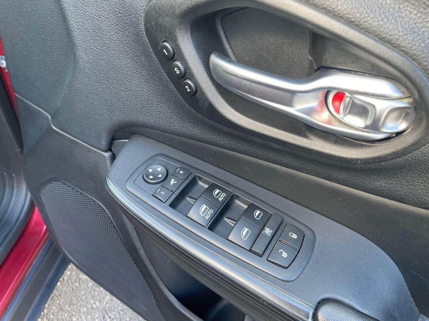 Used Jeep Cherokee 2016 for sale - 76120374: Photo 13