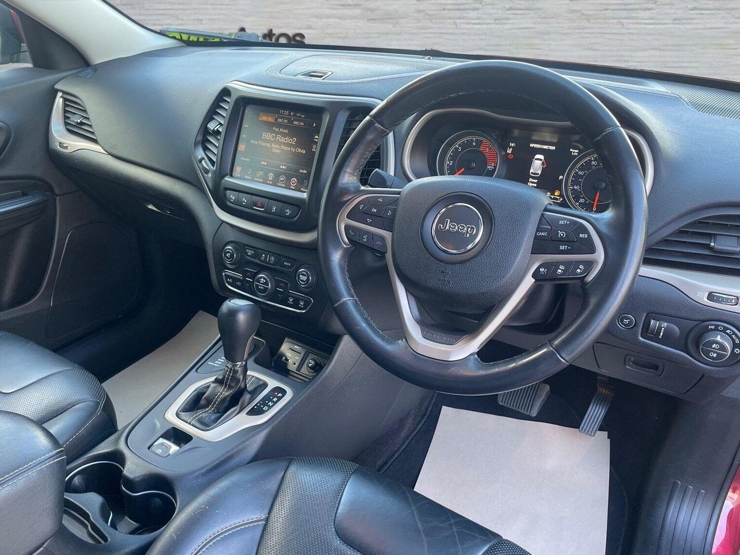 Used Jeep Cherokee 2016 for sale - 76120374: Photo 26