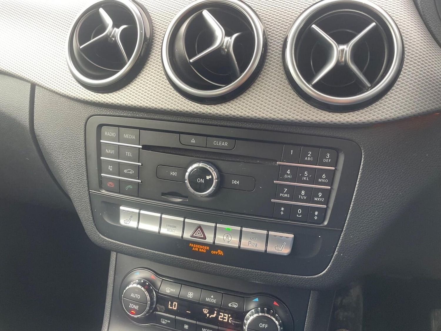 Used Mercedes-Benz B-Class 2017 for sale - 76107383: Photo 8