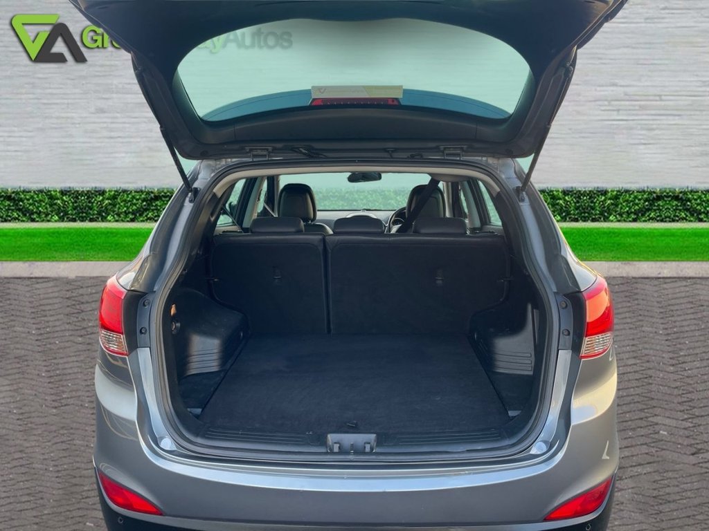 Used Hyundai Ix35 2012 for sale - 76962610: Photo 15