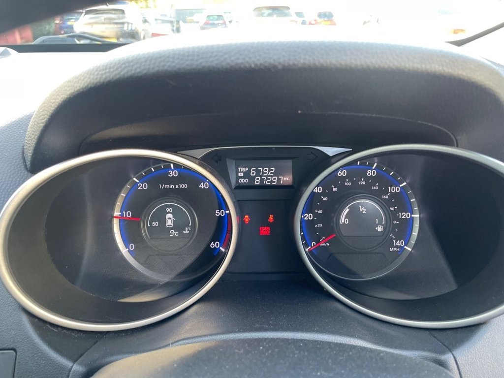 Used Hyundai Ix35 2012 for sale - 76962610: Photo 17