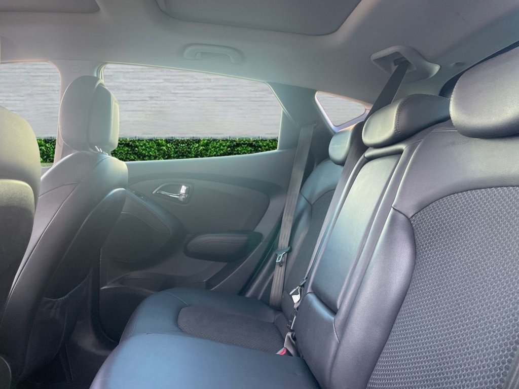 Used Hyundai Ix35 2012 for sale - 76962610: Photo 18