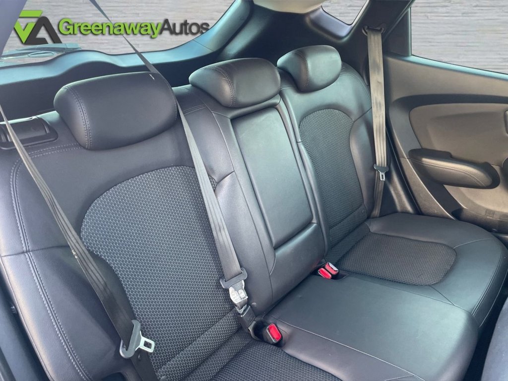 Used Hyundai Ix35 2012 for sale - 76962610: Photo 20