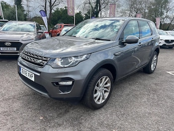 Used Land Rover Discovery Sport 2018 for sale - 76211913: Photo 2