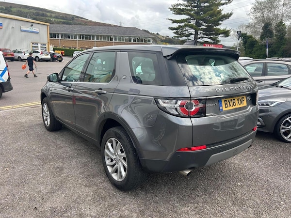 Used Land Rover Discovery Sport 2018 for sale - 76211913: Photo 3