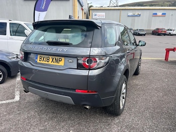 Used Land Rover Discovery Sport 2018 for sale - 76211913: Photo 4