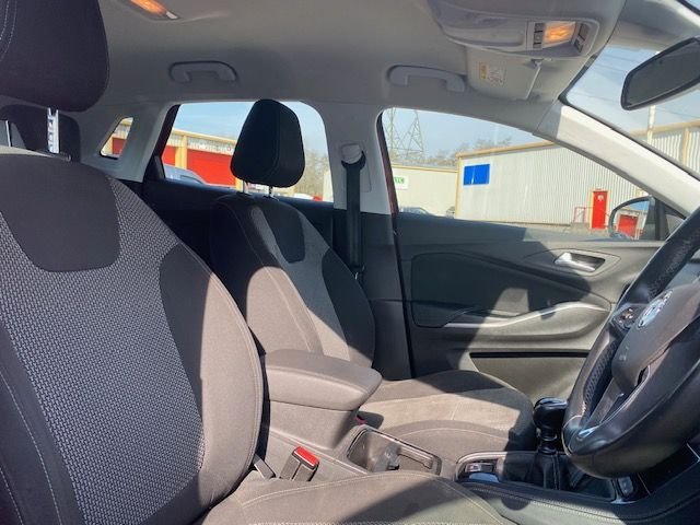 Used Vauxhall Grandland X 2018 for sale - 77967369: Photo 9