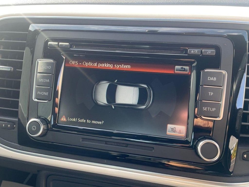 Used Volkswagen Beetle 2014 for sale - 76693127: Photo 13