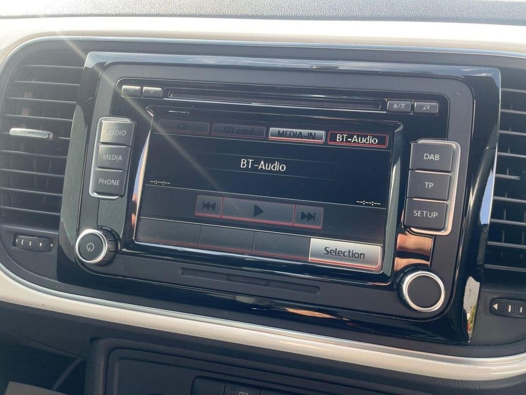 Used Volkswagen Beetle 2014 for sale - 76693127: Photo 14