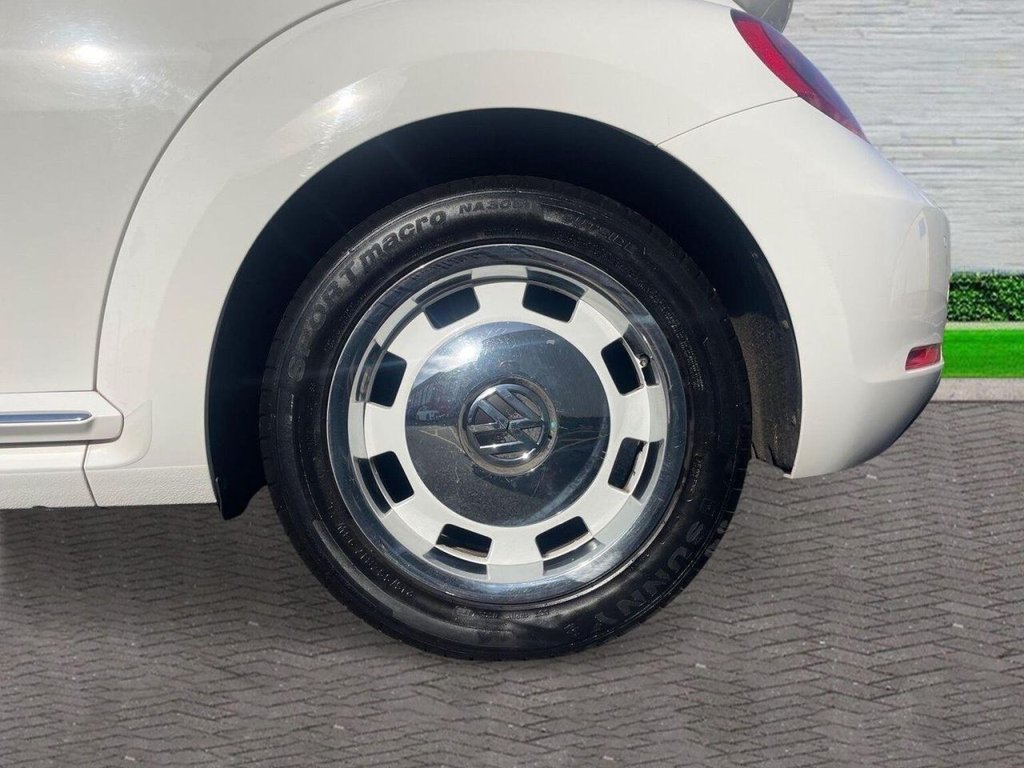 Used Volkswagen Beetle 2014 for sale - 76693127: Photo 15