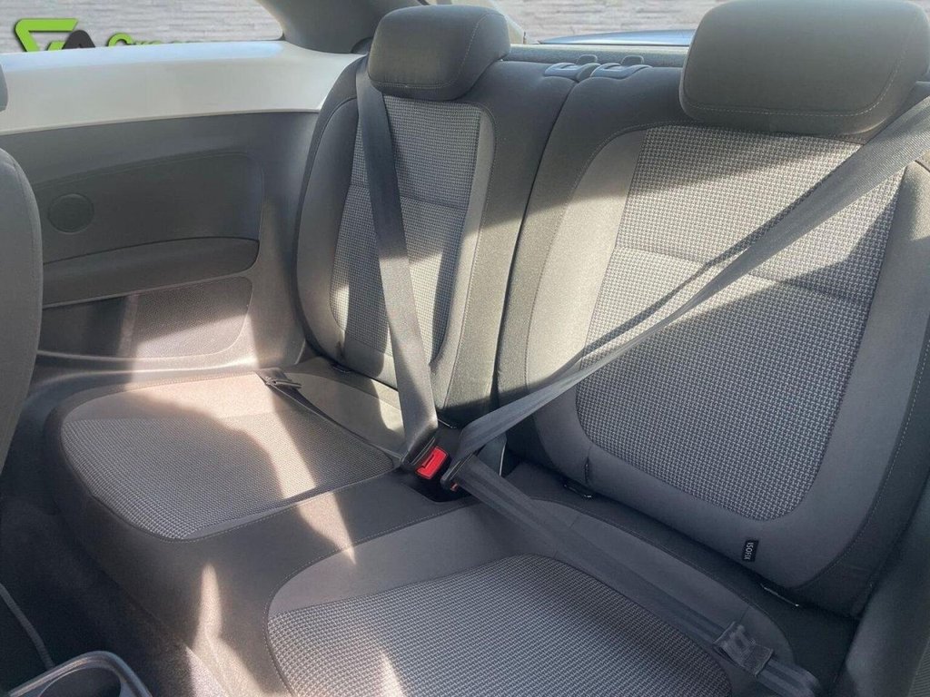 Used Volkswagen Beetle 2014 for sale - 76693127: Photo 17