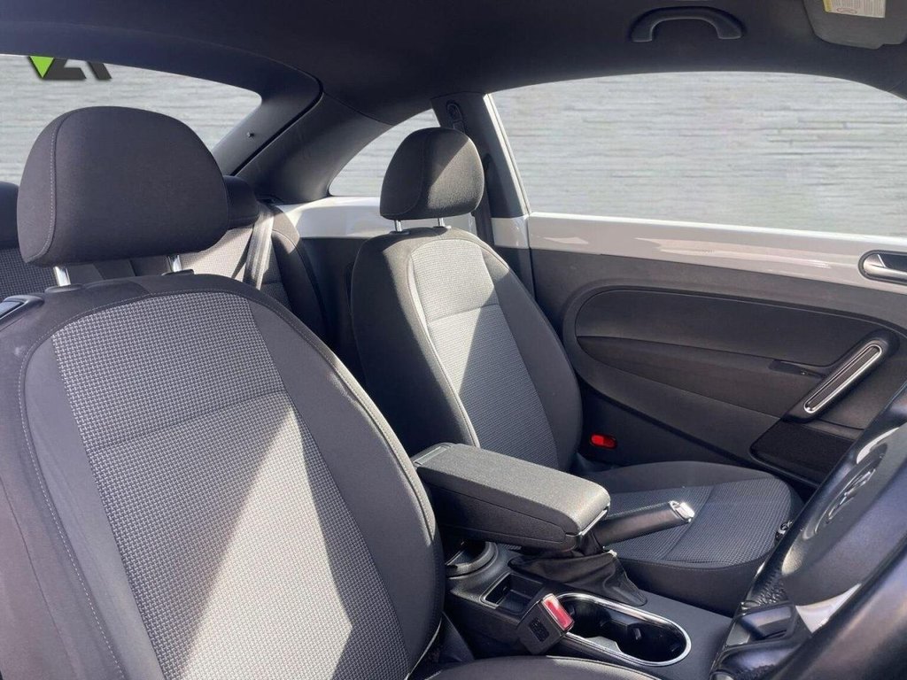 Used Volkswagen Beetle 2014 for sale - 76693127: Photo 21