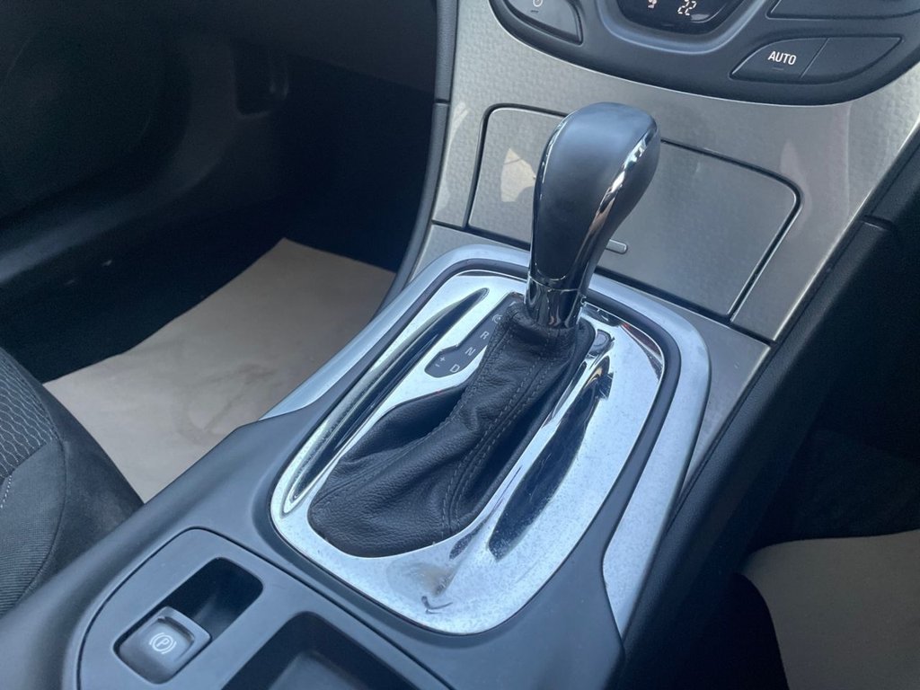 Used Vauxhall Insignia 2014 for sale - 77161638: Photo 13