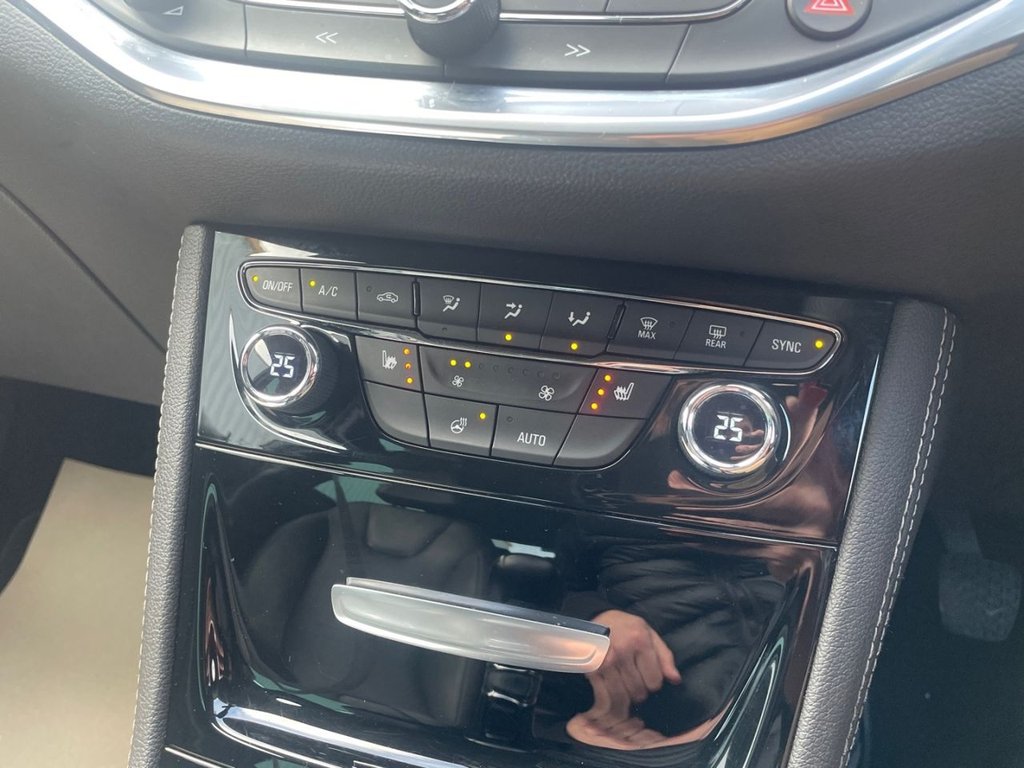 Used Vauxhall Astra 2017 for sale - 77356219: Photo 23