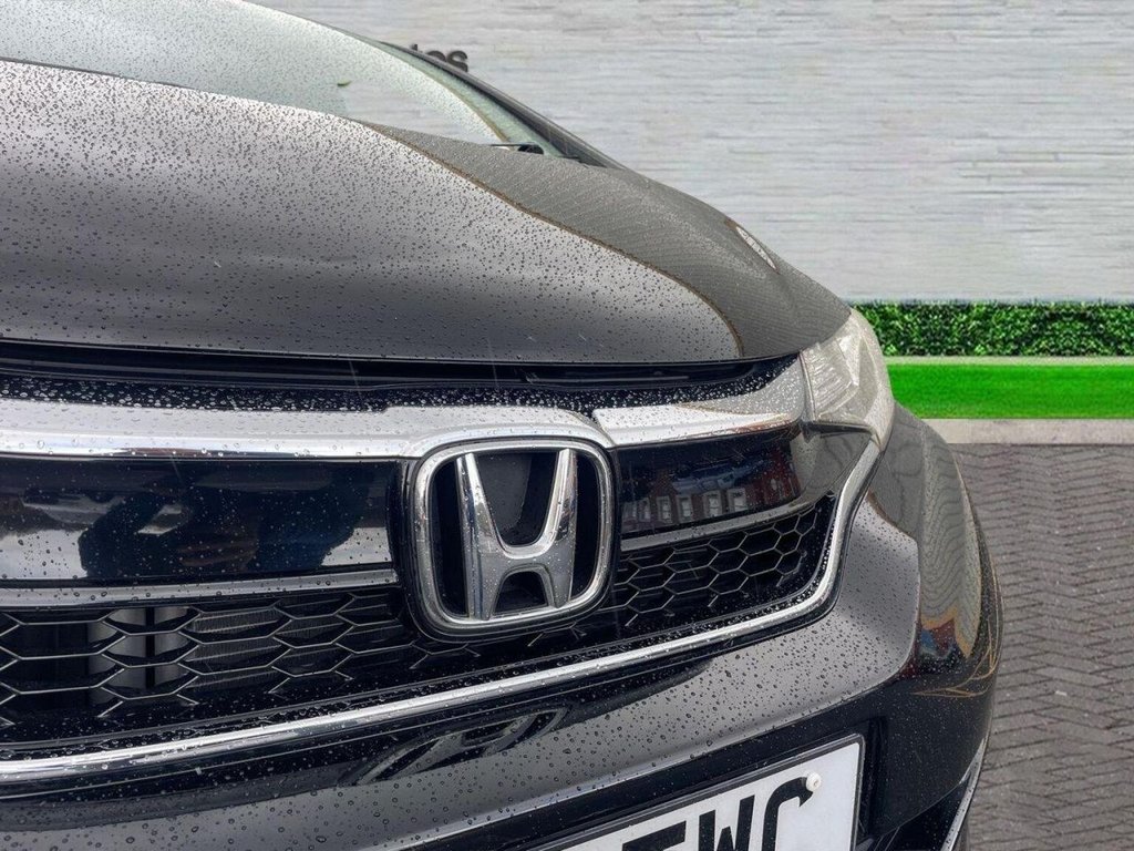 Used Honda Jazz 2018 for sale - 76693122: Photo 10