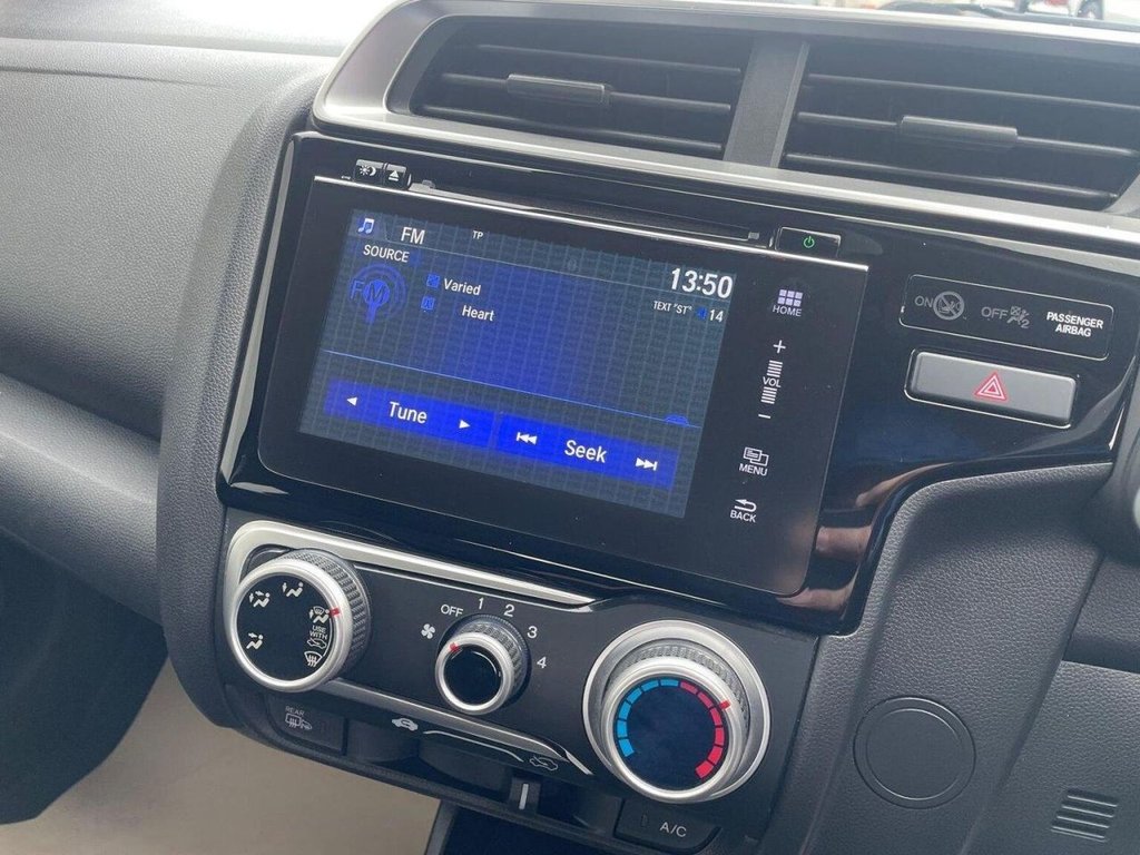 Used Honda Jazz 2018 for sale - 76693122: Photo 14