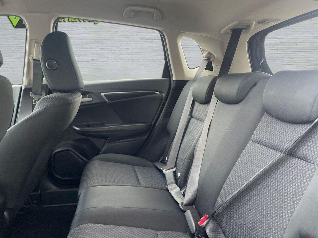 Used Honda Jazz 2018 for sale - 76693122: Photo 20