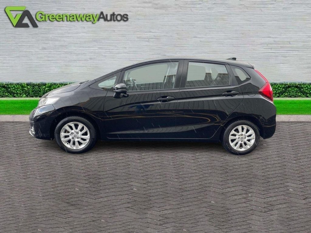 Used Honda Jazz 2018 for sale - 76693122: Photo 9