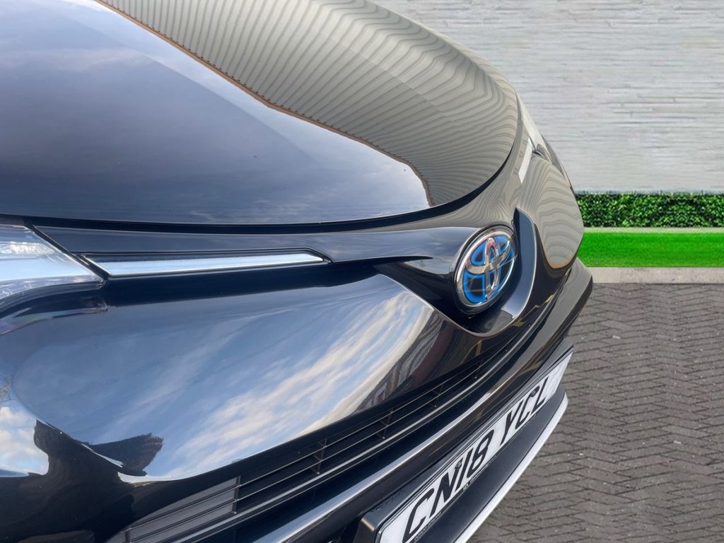 Used Toyota RAV4 2018 for sale - 76941545: Photo 12