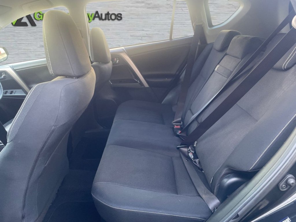 Used Toyota RAV4 2018 for sale - 76941545: Photo 17