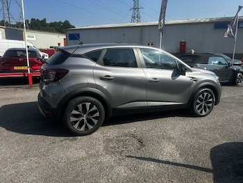 Used Renault Captur 2022 for sale - 79245485: Photo