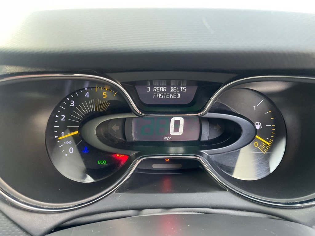 Used Renault Captur 2015 for sale - 76962002: Photo 23