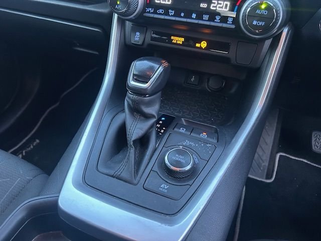 Used Toyota RAV4 2021 for sale - 77227042: Photo 10