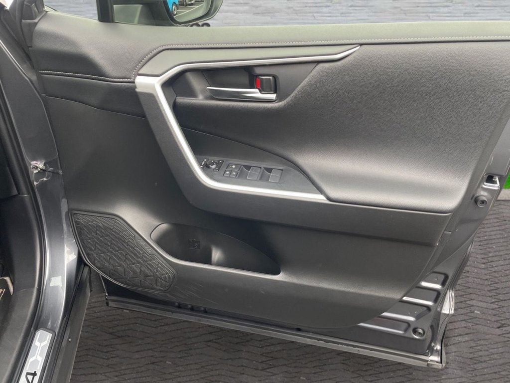 Used Toyota RAV4 2021 for sale - 77227042: Photo 30