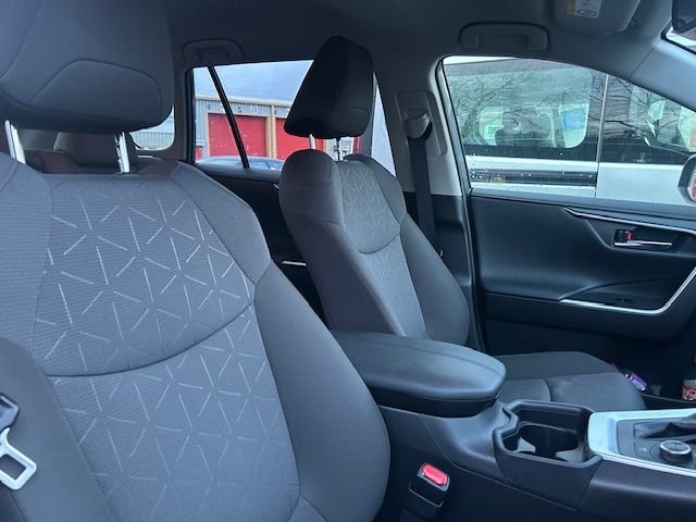 Used Toyota RAV4 2021 for sale - 77227042: Photo 6