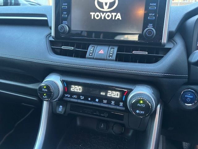 Used Toyota RAV4 2021 for sale - 77227042: Photo 9