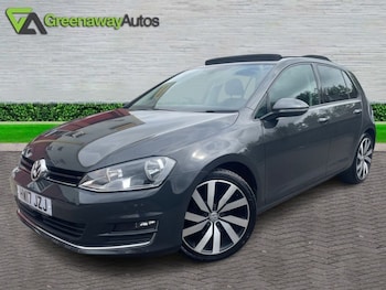 Used Volkswagen Golf 2017 for sale - 78919386: Photo