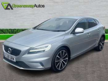 Used Volvo V40 2018 for sale - 74999742: Photo