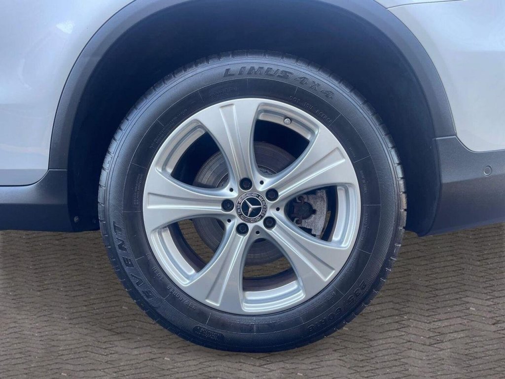 Used Mercedes-Benz GLC 2017 for sale - 76693137: Photo 11