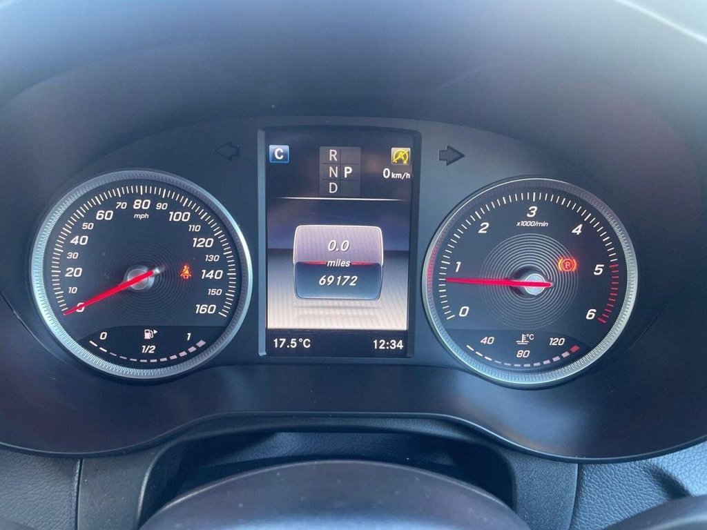 Used Mercedes-Benz GLC 2017 for sale - 76693137: Photo 19