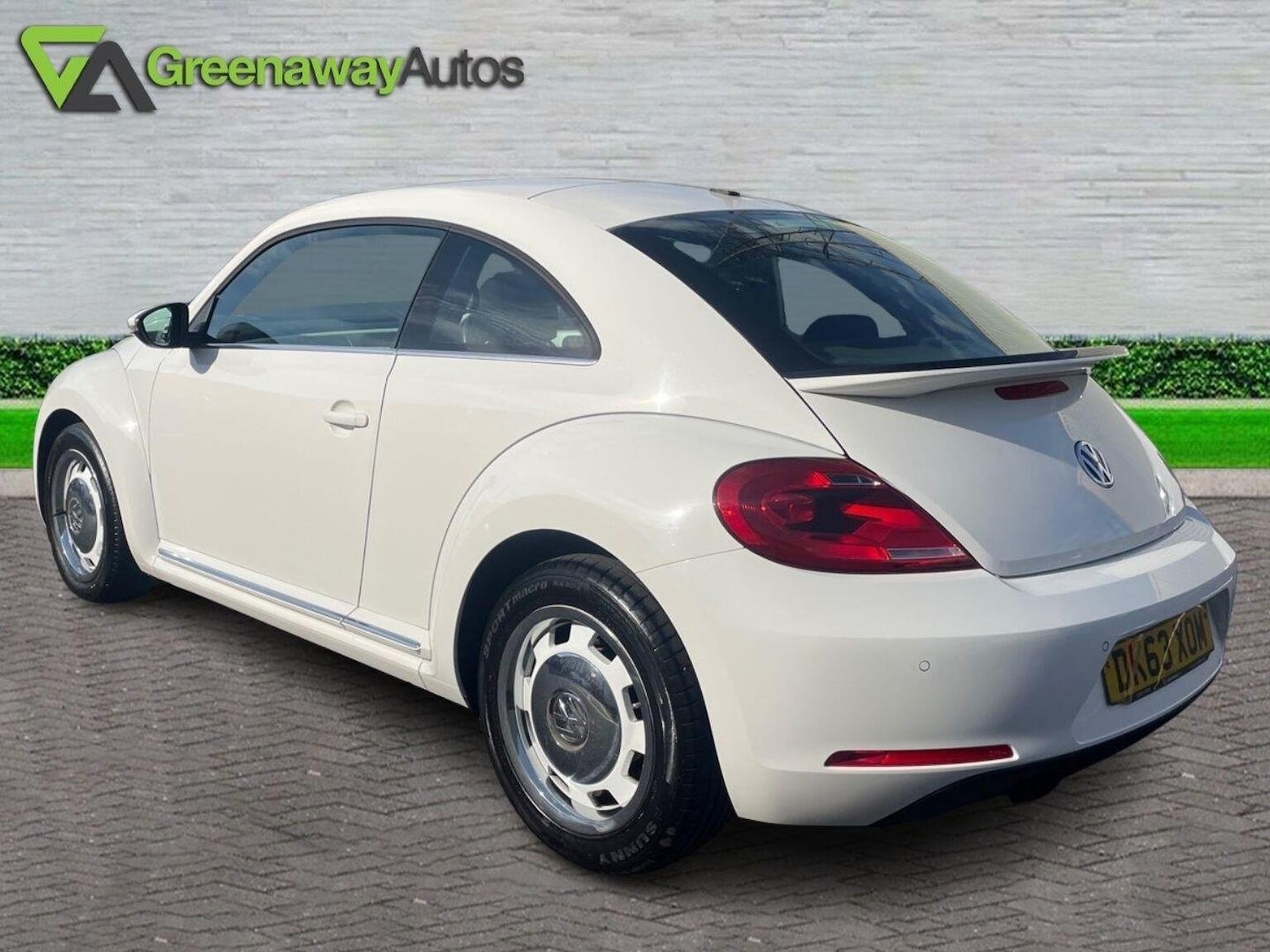 Used Volkswagen Beetle 2014 for sale - 76134123: Photo 8