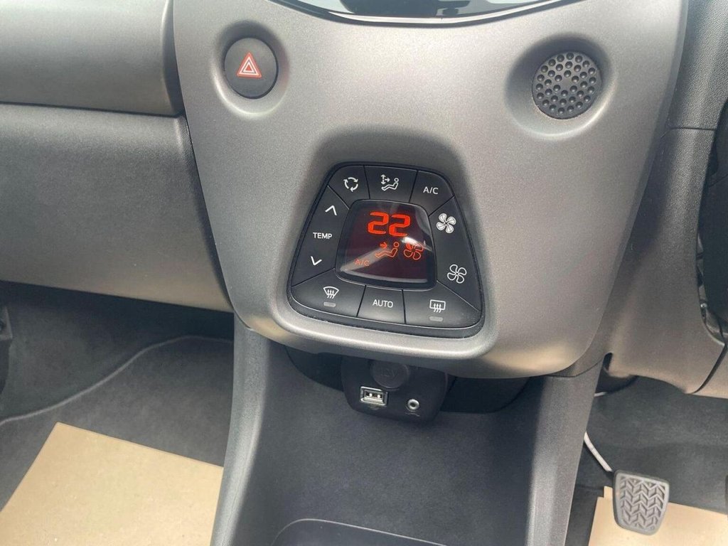 Used Toyota AYGO 2021 for sale - 76693116: Photo 15