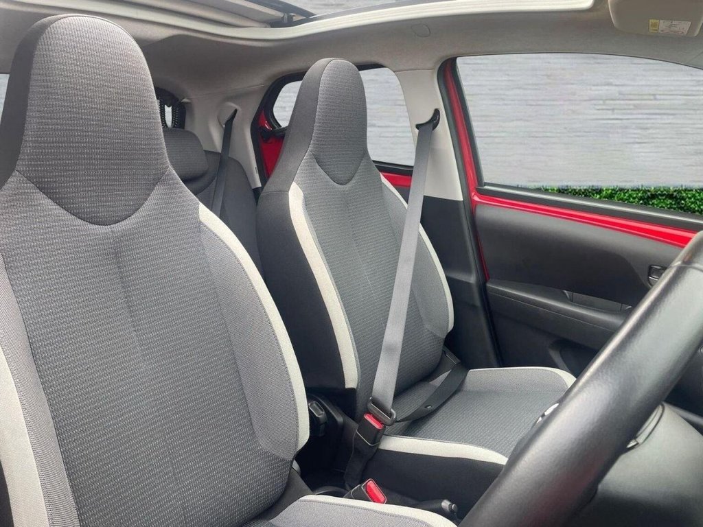 Used Toyota AYGO 2021 for sale - 76693116: Photo 25