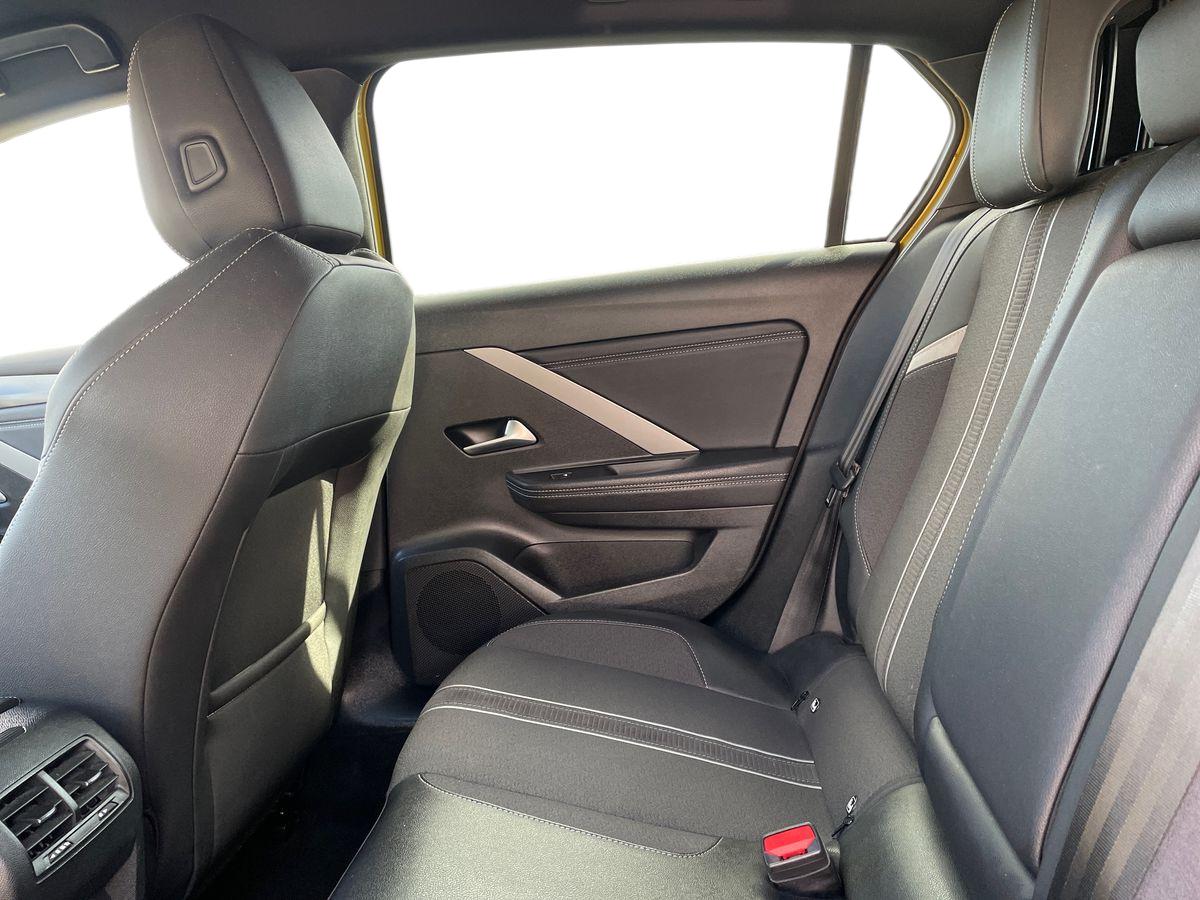 Used Vauxhall Astra 2023 for sale - 78036718: Photo 11