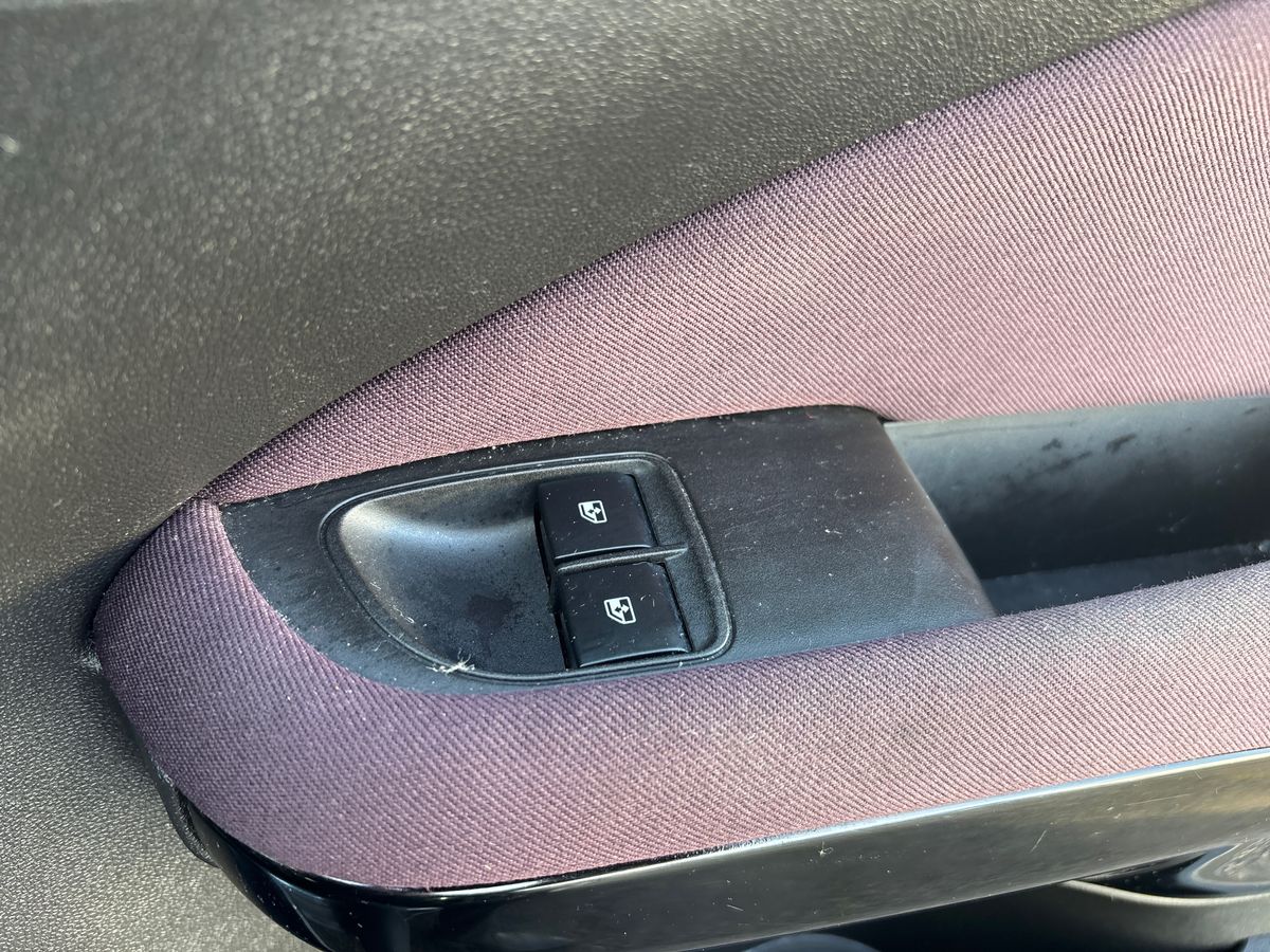 Used Vauxhall ADAM 2015 for sale - 77360540: Photo 20