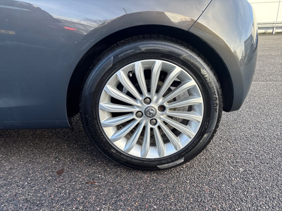 Used Vauxhall ADAM 2015 for sale - 77360540: Photo 9