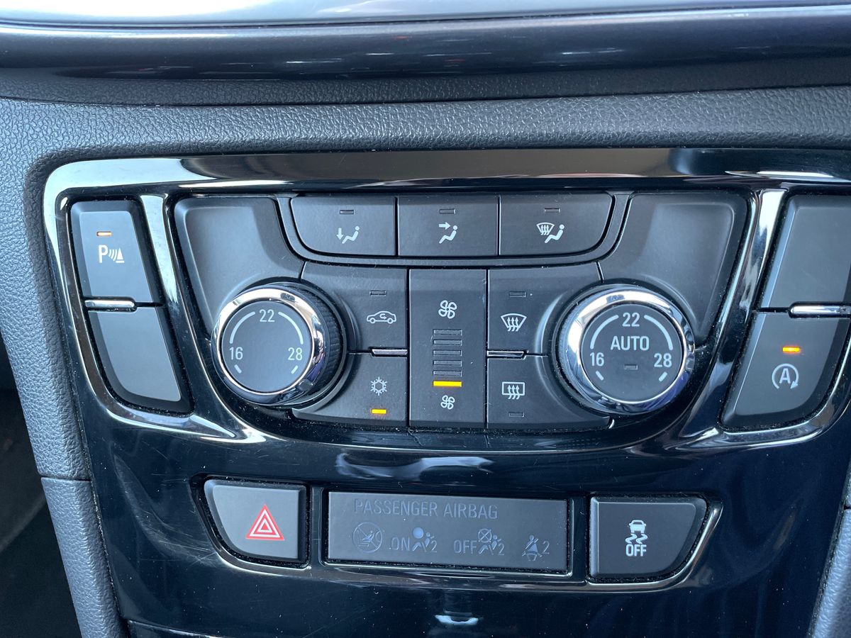 Used Vauxhall Mokka X 2018 for sale - 77941998: Photo 18