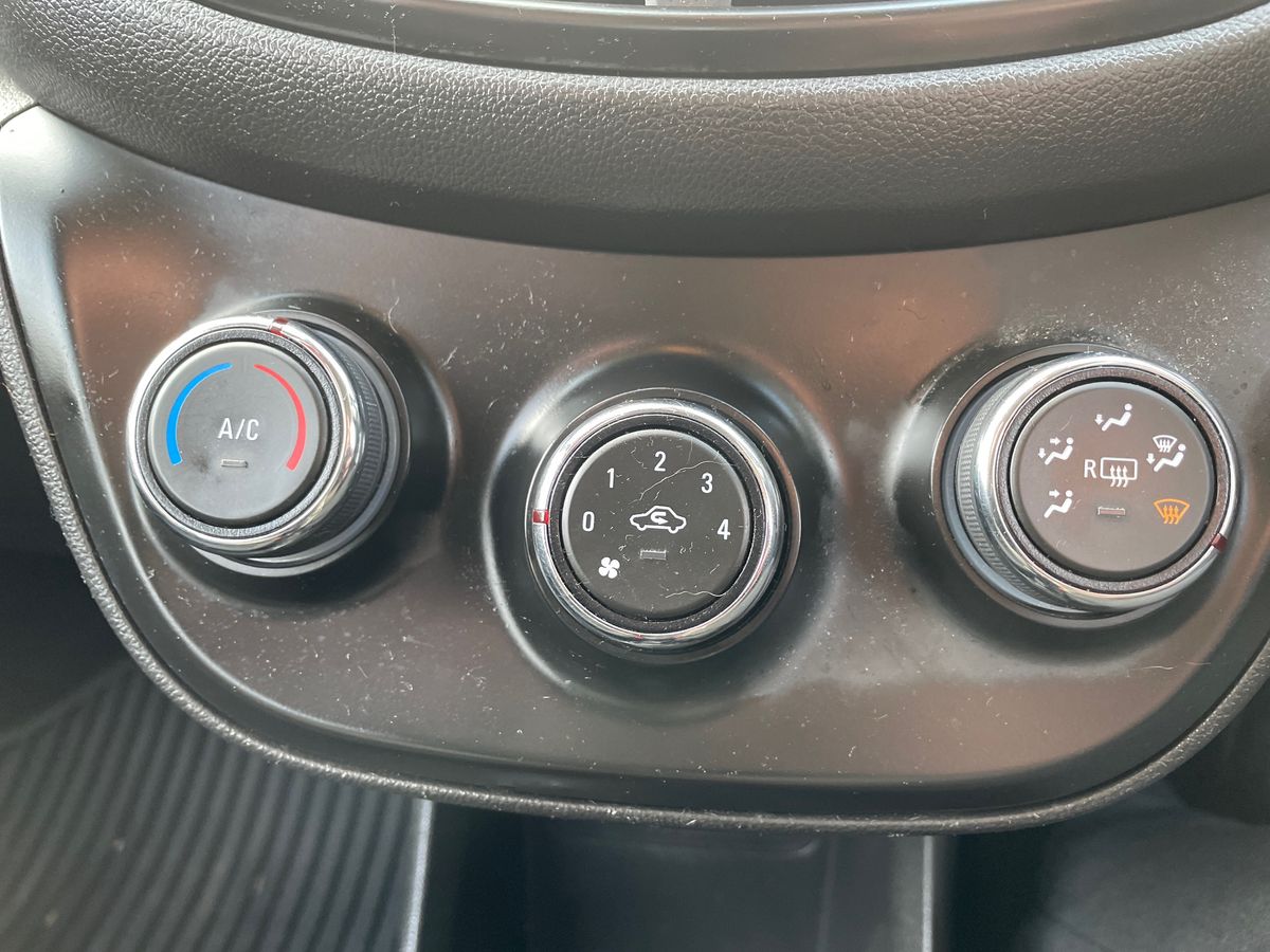 Used Vauxhall Viva 2016 for sale - 77739932: Photo 18