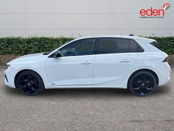 Used Vauxhall Astra 2023 for sale - 79861432: Photo