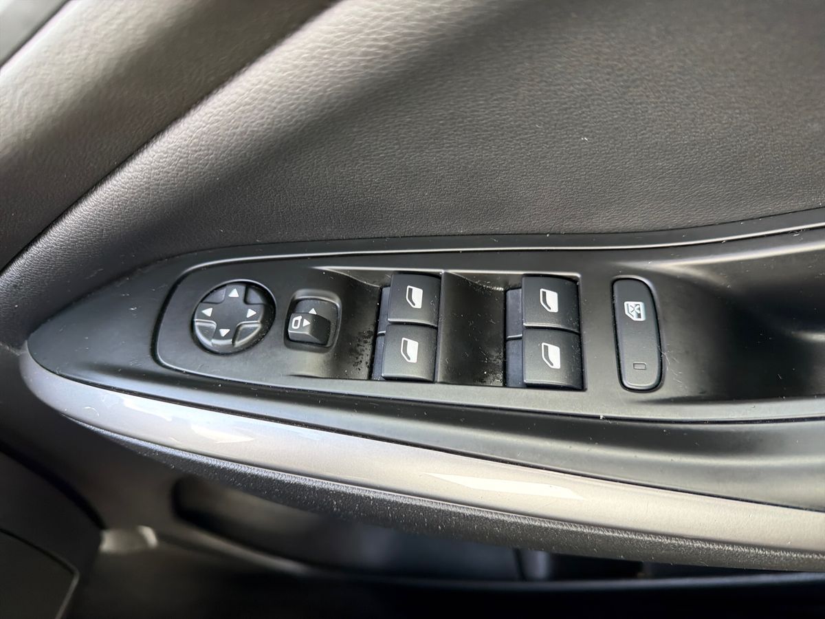 Used Vauxhall Grandland 2022 for sale - 77739985: Photo 20