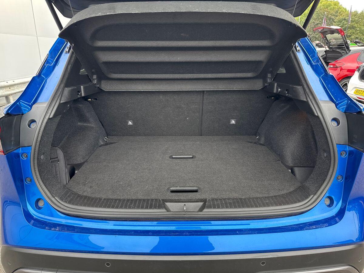 Used Nissan Qashqai for sale - 76728929: Photo 12