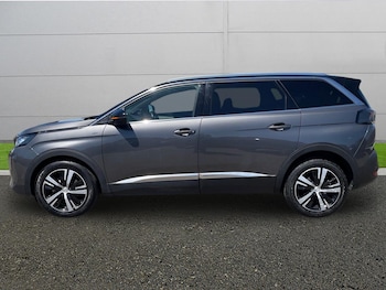 Used Peugeot 5008 2023 for sale - 79094962: Photo