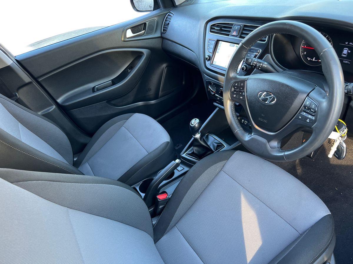 Used Hyundai i20 2019 for sale - 76781813: Photo 15